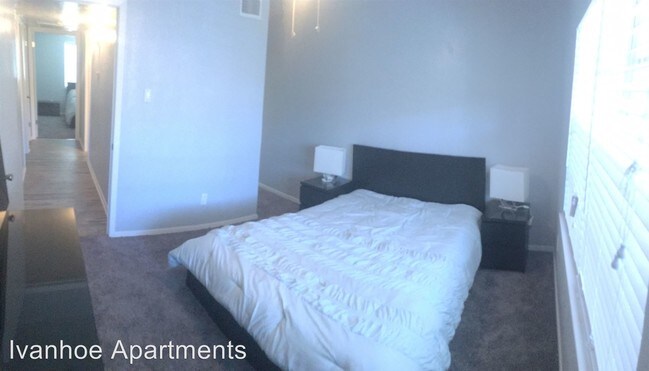 Foto del edificio - 8900 Park Ln
