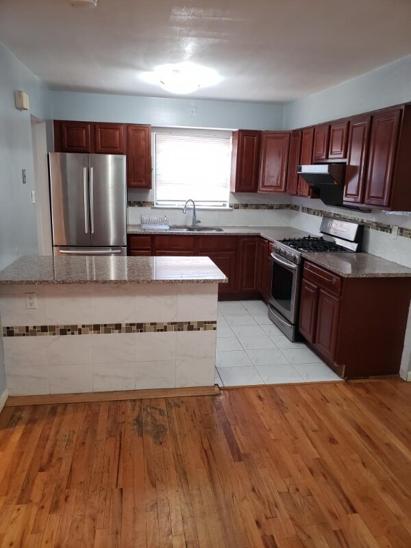 Foto principal - 1926 82nd St
