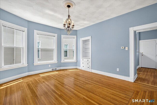 Foto del edificio - 172 Ellsworth Ave