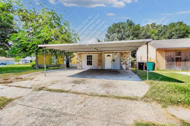 Building Photo - 2 br, 1 bath House - 711 S 7th St