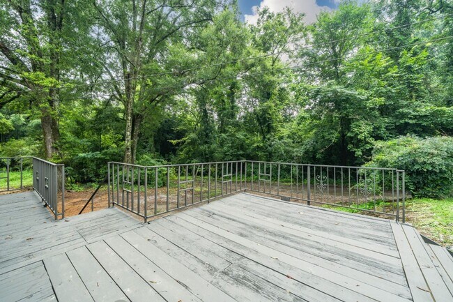 Foto del edificio - Beautiful New 4bd/2bath -Don’t Miss This!