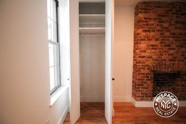 Building Photo - 273 Driggs Ave
