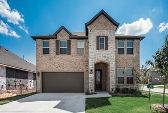 Building Photo - 821 Reynolds Dr