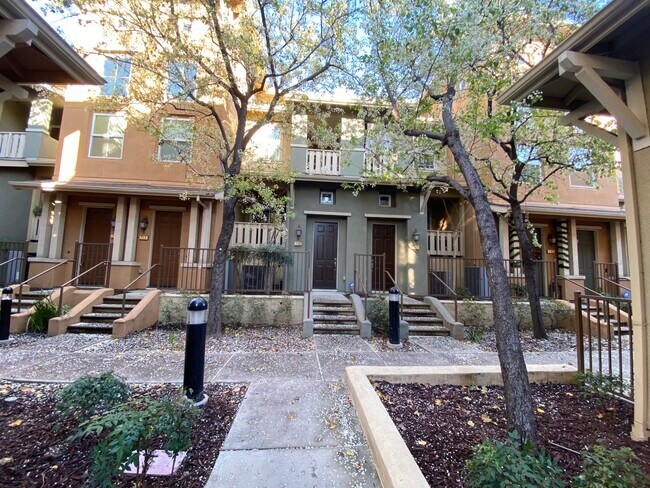 Foto del edificio - 709 Modern Ice Dr