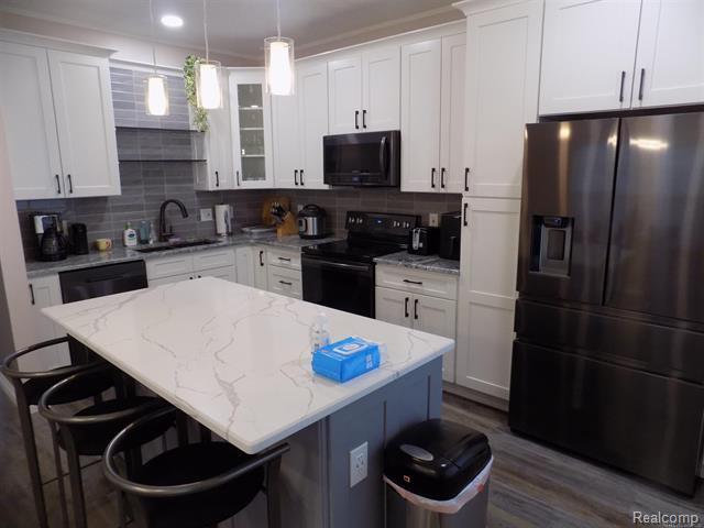 Building Photo - 36225 Dominion Cir