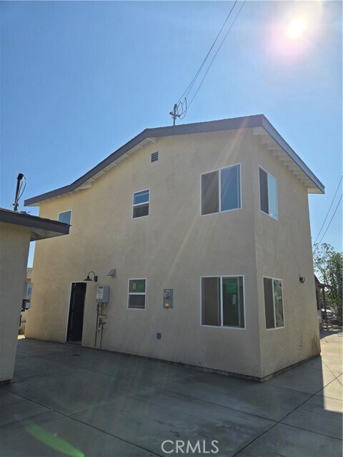 Foto principal - 2646 Willard Ave