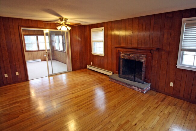 Building Photo - 72 Atlantic Dr