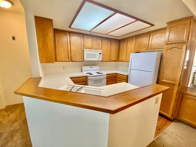 Foto del edificio - Georgous 2 Bd/2Ba Condo in the Heart of Mi...