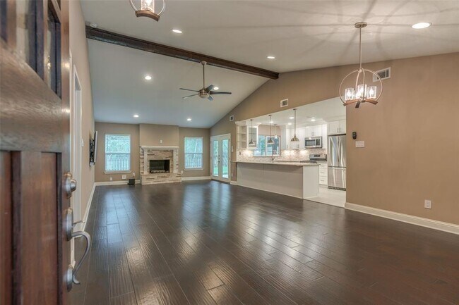 Foto del edificio - 144 S Deerfoot Cir