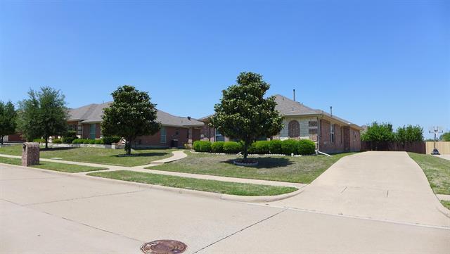 Building Photo - 529 Laredo Dr