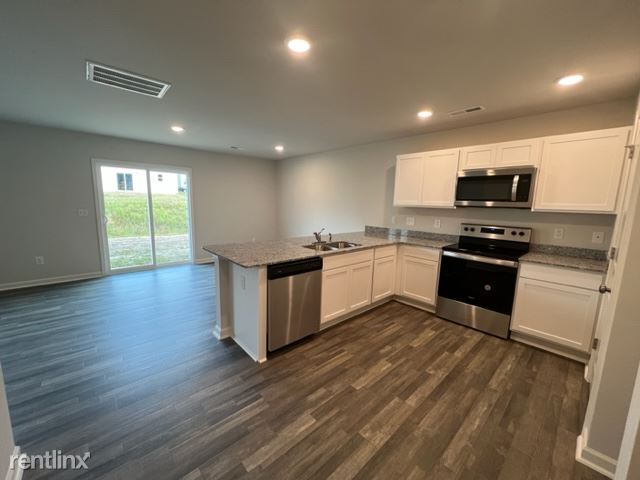 Building Photo - 4 br, 2.5 bath House - 1691 Windcrest Rd 1691
