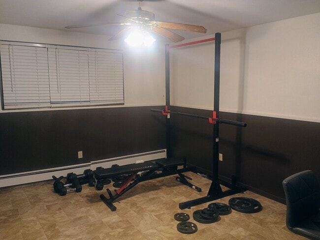 Building Photo - 333 W Ingals Ave