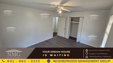 Building Photo - 5136 Lurline Dr