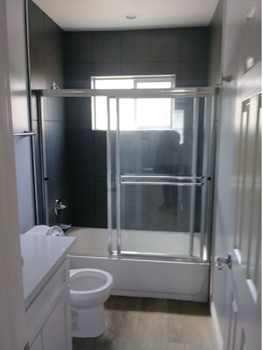 Foto del edificio - Vanguard Towers Apartments