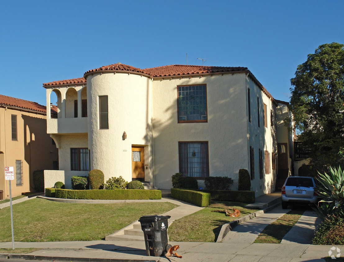 Building Photo - 1110 5th Ave