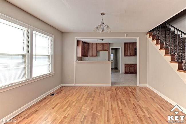 Foto del edificio - 3 br, 2 bath Townhome - 4121 E Douglas Ave
