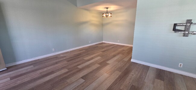 Building Photo - 5315 N Barranca Ave