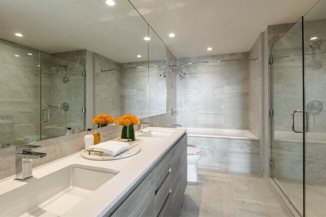 Building Photo - 1331