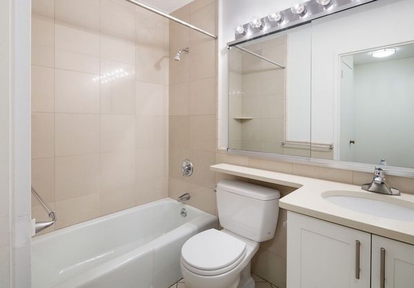 Building Photo - 211 W 56th St