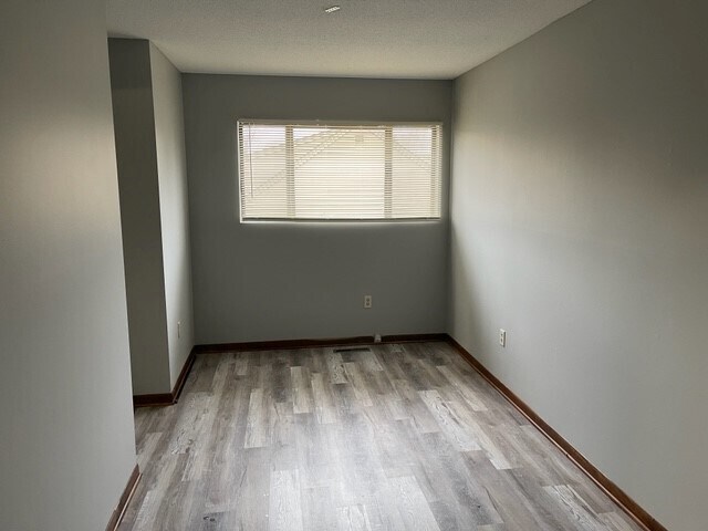 Foto del edificio - 902 Hartwell Dr