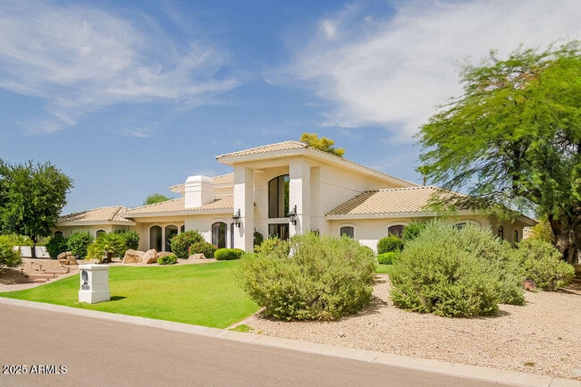Foto del edificio - 6000 E Horseshoe Rd