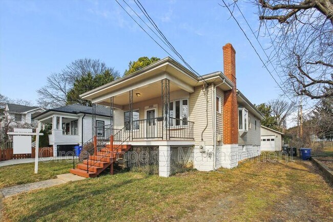 Building Photo - 3129 8th St N