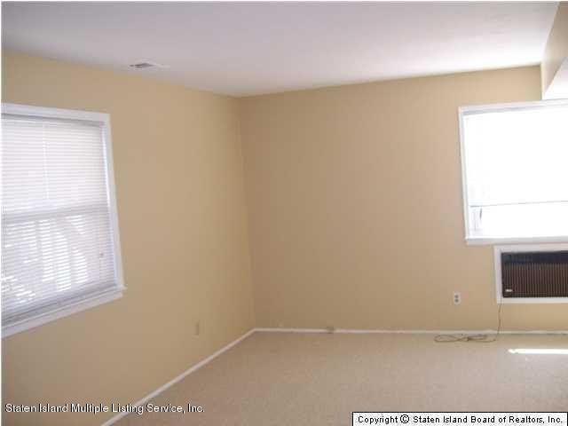 Building Photo - 772 Katan Ave