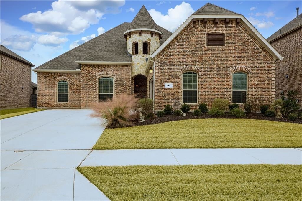 744 Sandbox Dr, Aubrey, TX 76227 House for Rent in Aubrey, TX