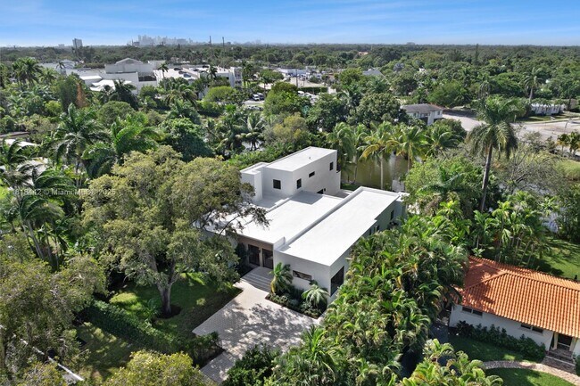 Foto del edificio - 11150 Griffing Blvd