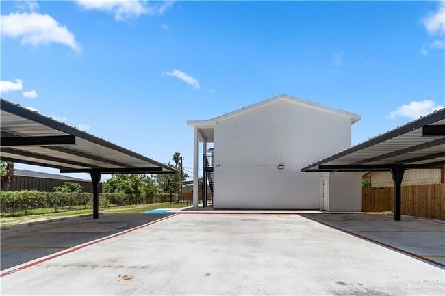 Foto del edificio - 418 N 3rd St