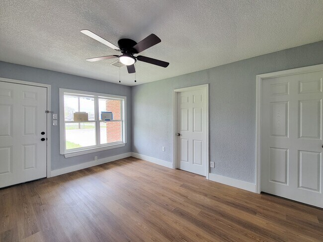 Foto del edificio - 4538 Clover St