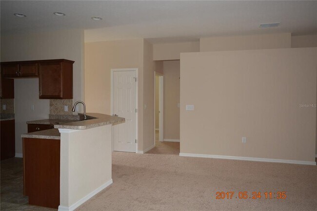 Building Photo - 4894 Summerfield Cir