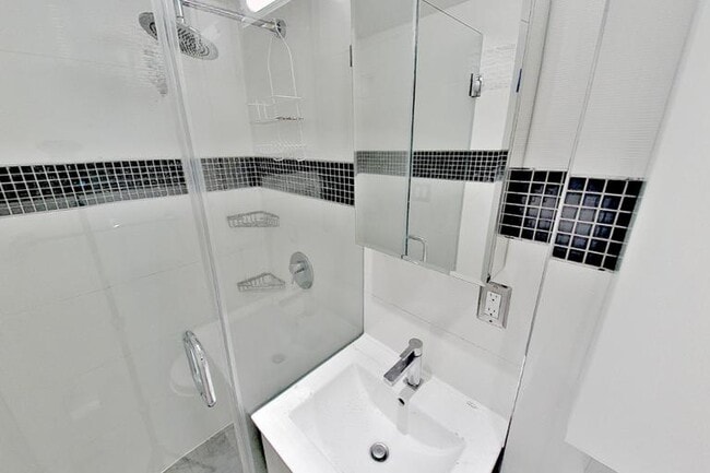 Photo - 345 E 5th St Apartment