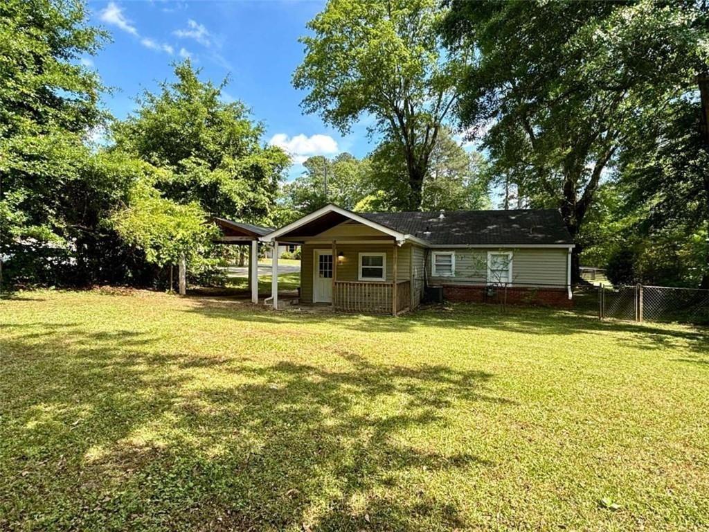 Building Photo - 609 San Fernando Dr