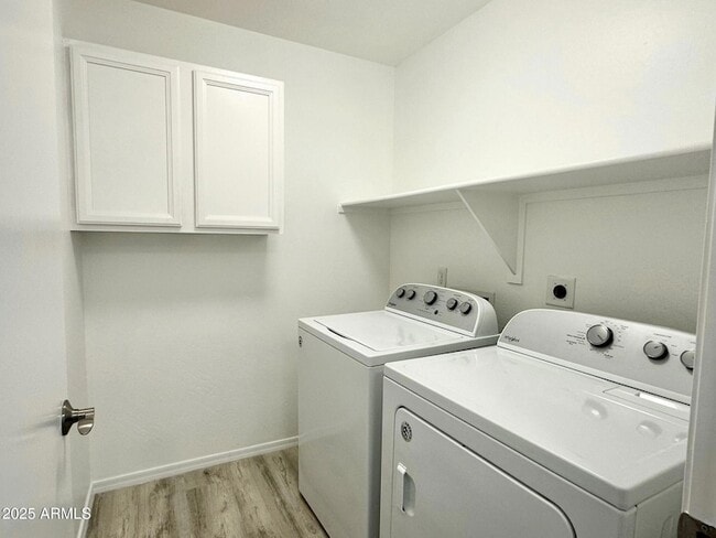 Building Photo - 1210 S 121st Dr