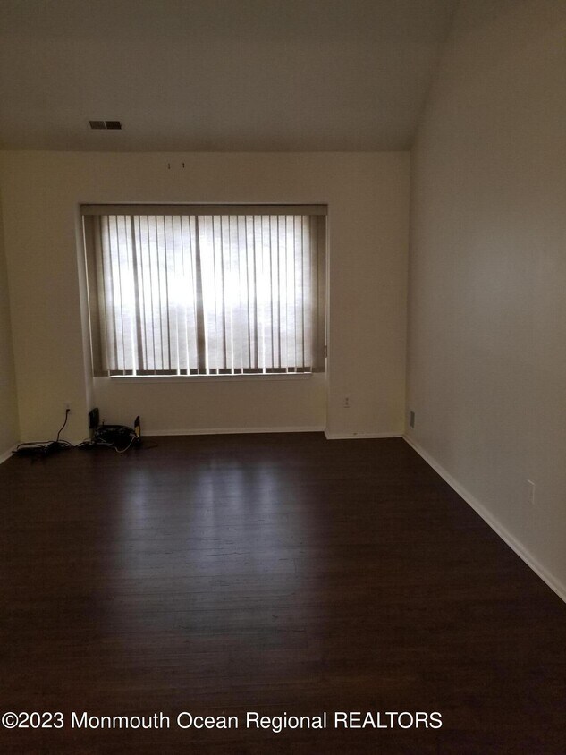 Foto del edificio - 408 Dorchester Way