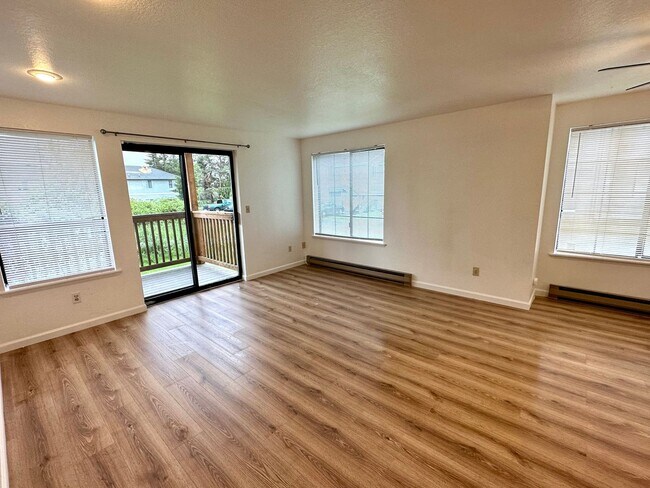 Foto del edificio - 2 Bed 1 Bath in heart of Bellingham