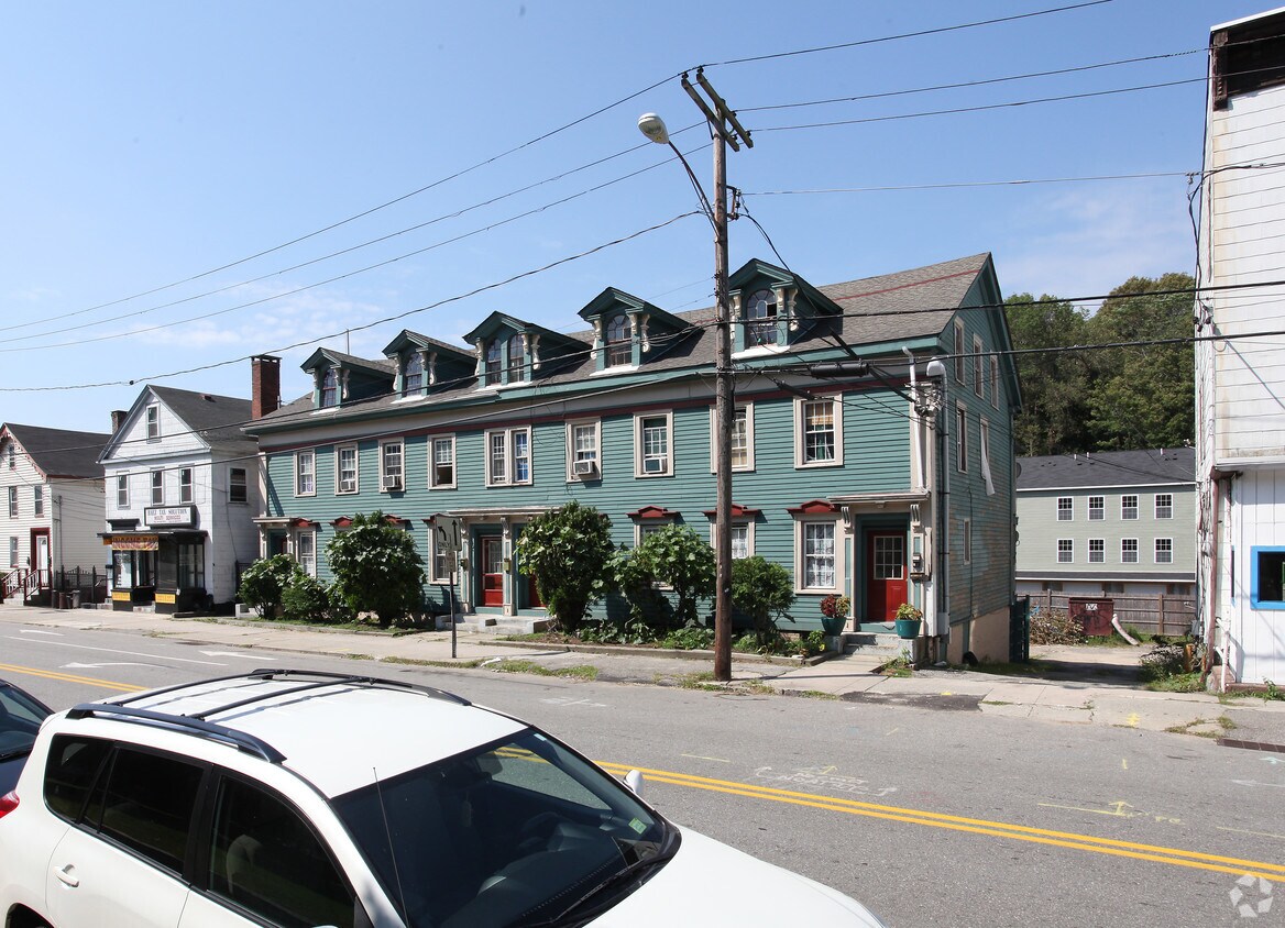 Building Photo - 244-248 Franklin St