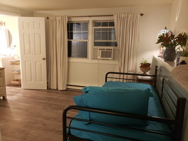Bedroom - 25 Pinehurst Rd