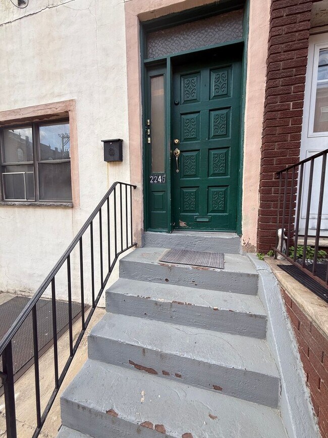 Foto del edificio - 2246 S 15th St