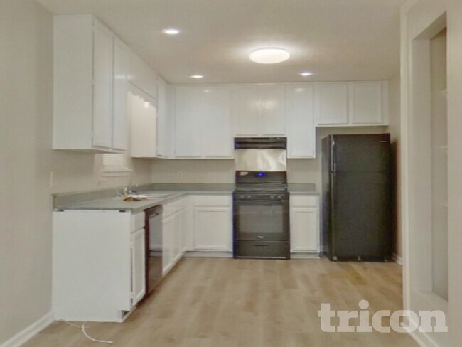 Building Photo - 259 Brooks St