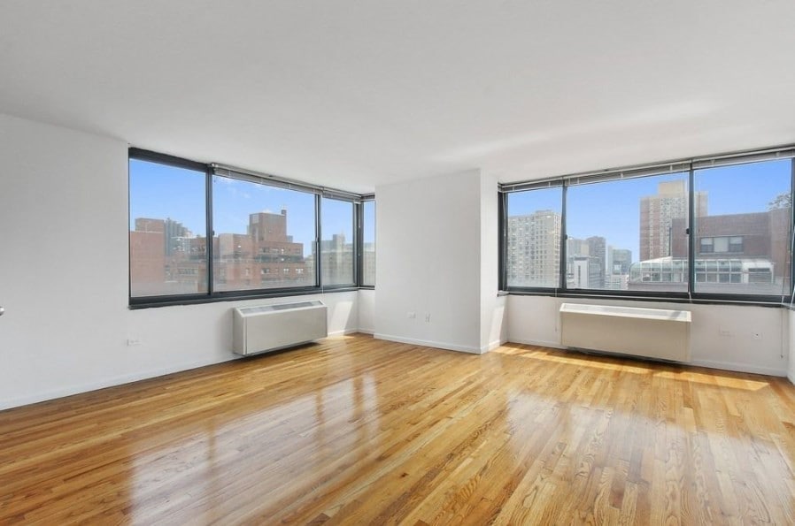 Foto principal - 345 3rd Ave