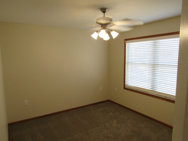 Building Photo - Attached Garage + Fenced-in Backyard + Vau...