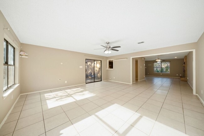 Building Photo - 7306 Oswego Dr