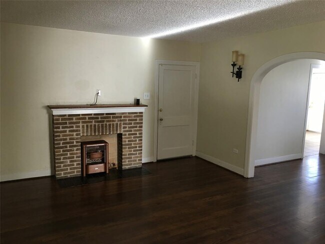 Foto del edificio - 2119 Alabama St