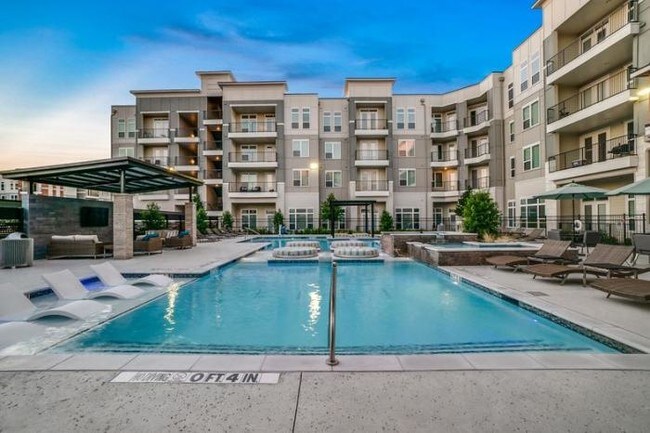 Foto del edificio - 3 bedroom in Dallas TX 75044