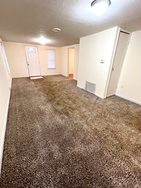 Living Room - 2707 W Elm St