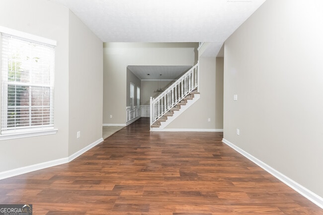 Foto del edificio - 5807 Goldleaf Way