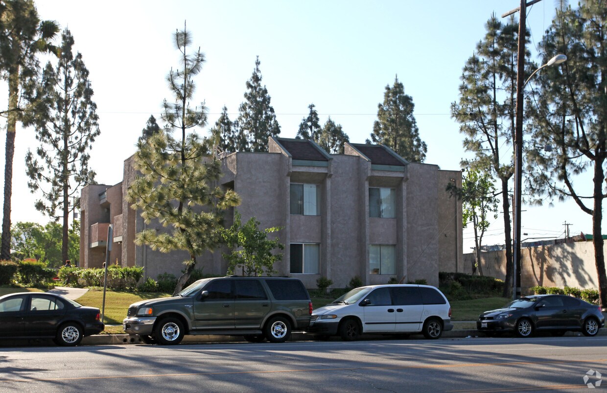 Foto del edificio - Pendleton Arms Apartments