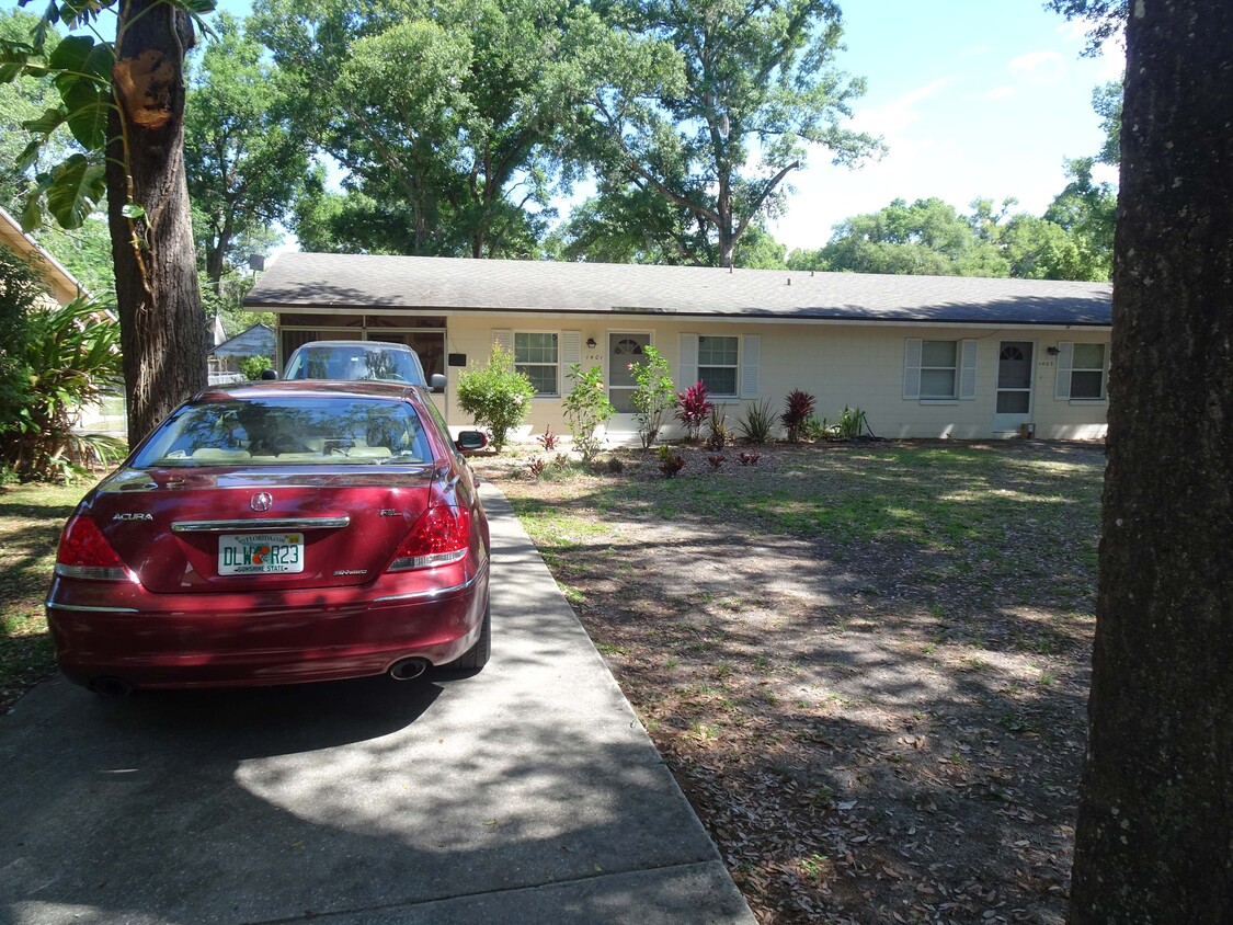 1401 E 1st Ave, Mount Dora, FL 32757 Townhome Rentals in Mount Dora